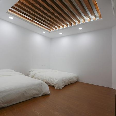 Return Home B&B ยู่หลี่ ภายนอก รูปภาพ